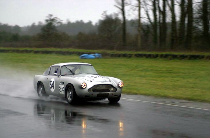 aston_4.jpg